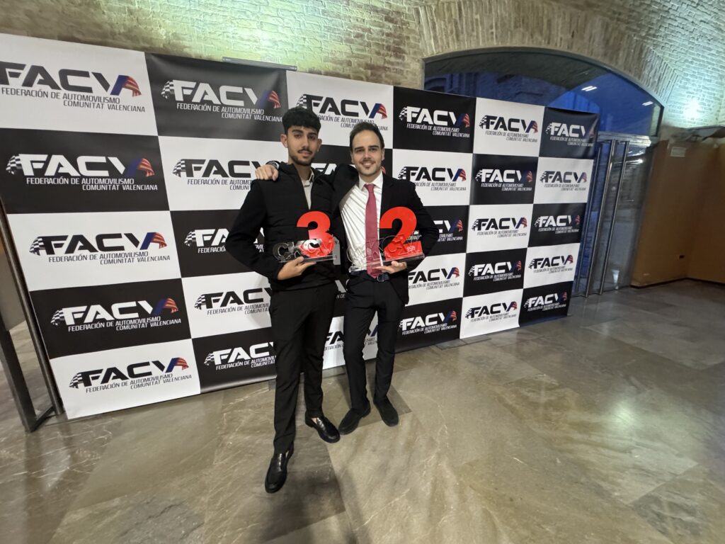 Subcampeones y 3º en categoría KZ en el campeonato de karting de la comunidad Valenciana CKCV y mas triunfos para Maranello España en 2025.